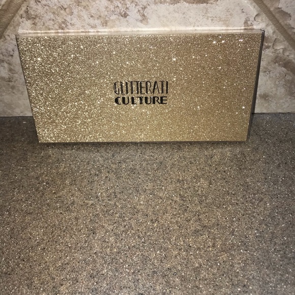🆕Glitterati Culture 21-Eyeshadow Palette - Picture 2 of 4